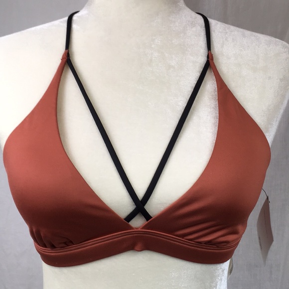 Victoria's Secret Other - NWT Victoria’s Secret Sport bra. Size M. Racerback